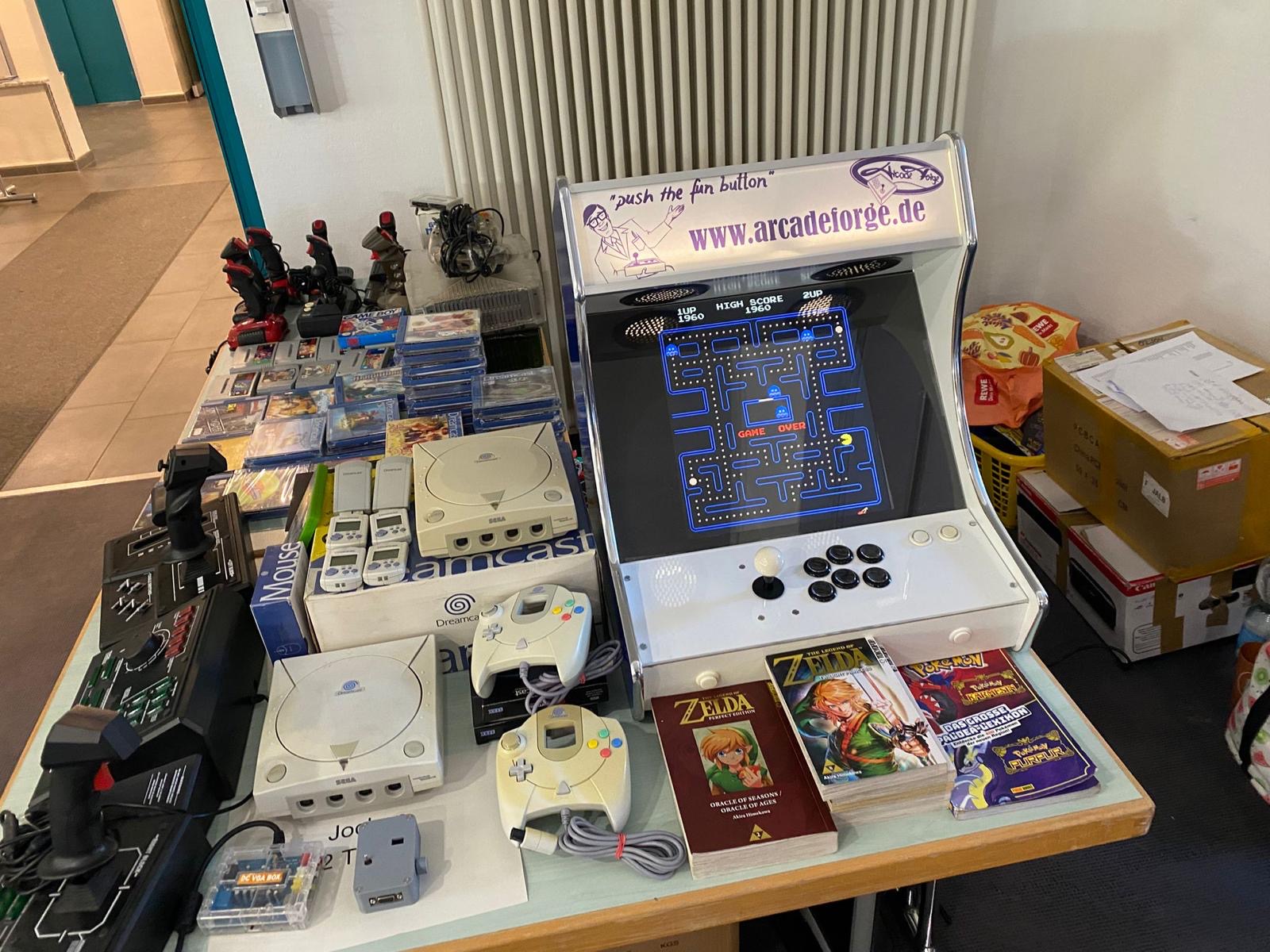 Arcade und Retro-Konsolen